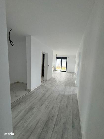 Casa individuala de vanzare 131 mp construiti, teren 6 ari - 10