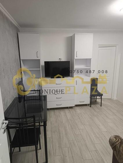 Apartament cu 2 camere decomandat, mobilat în Est