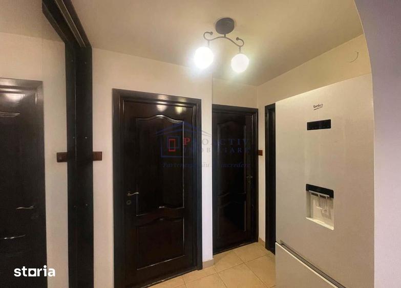 Apartament cu 3 camere decomandat în Obcini