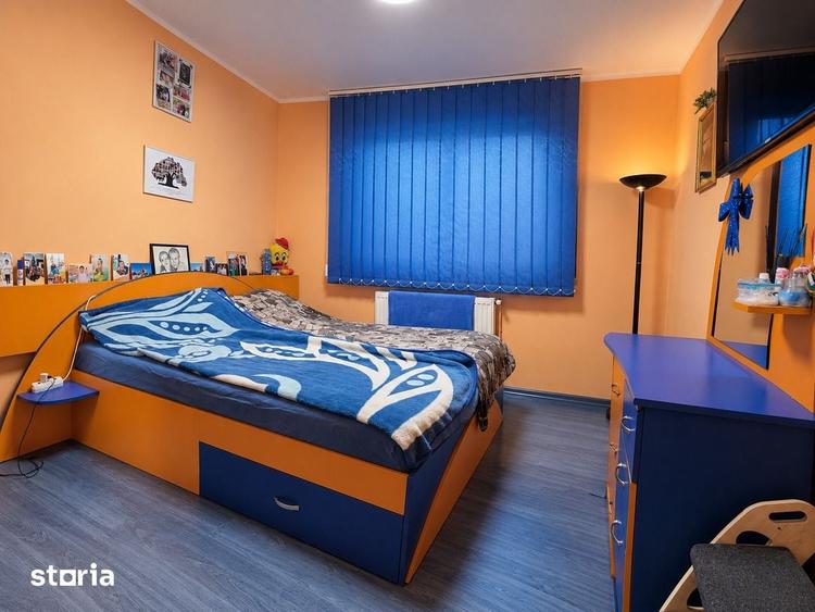 Apartament cu 3 camere în Fizicienilor