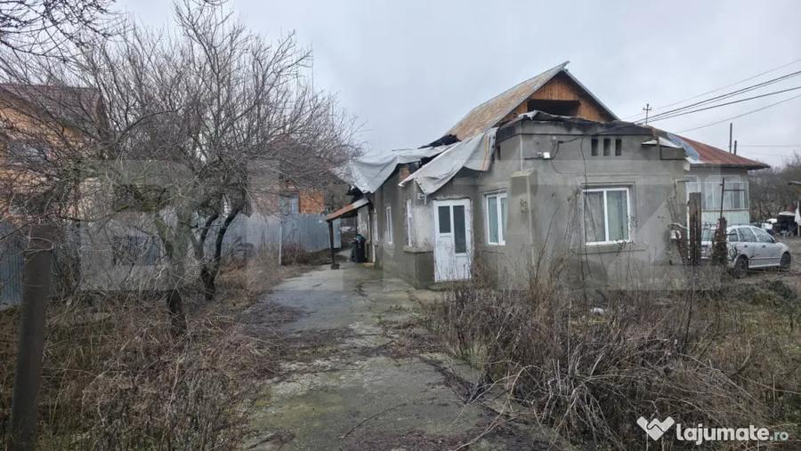 Casă cu 3 camere cu Teren 764 Mp în Central
