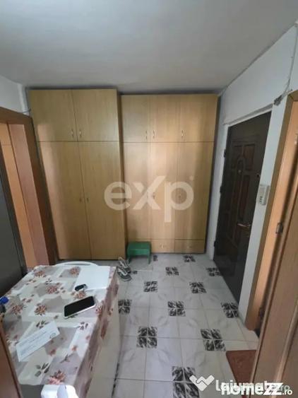 Apartament cu 2 camere decomandat în Rovine