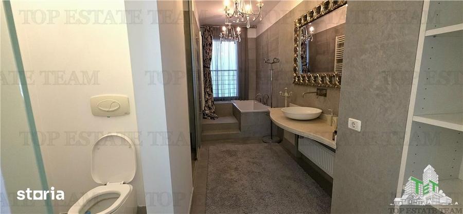 Apartament cu 4 camere decomandat, mobilat în Polonă