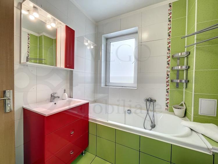 Apartament cu 2 camere semidecomandat, mobilat în Bună Ziua