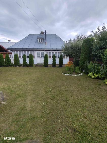 Casă cu 2 camere cu Teren 1800 Mp în Frătăuții Noi