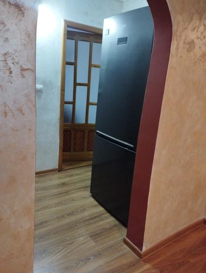 Apartament cu 3 camere decomandat în Govândari