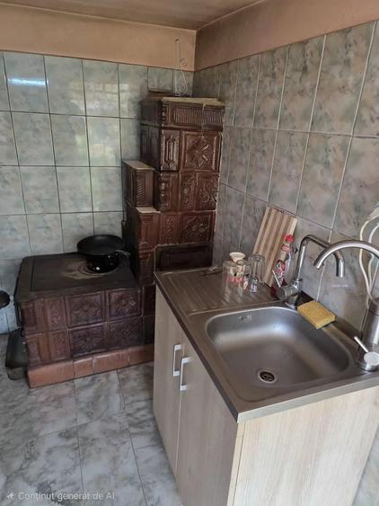Casă cu 3 camere cu Teren 400 Mp în Central
