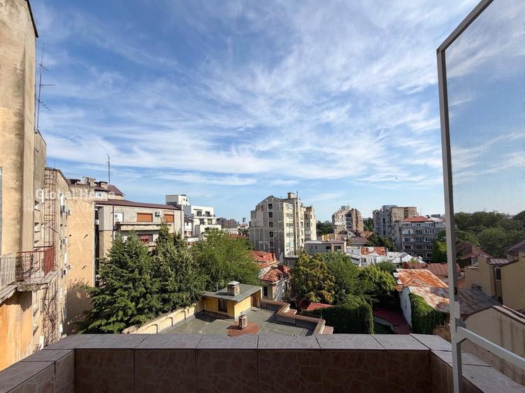 Apartament cu 2 camere semidecomandat, mobilat în Ultracentral