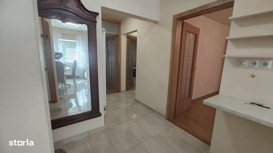Apartament cu 3 camere decomandat în Ultracentral