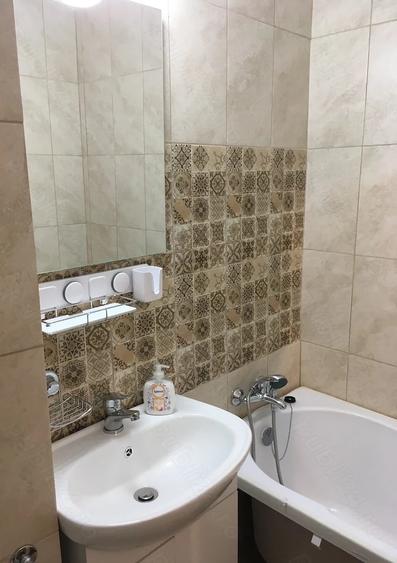 Apartament cu 2 camere decomandat, mobilat în Titan