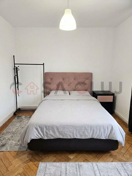 Apartament cu 3 camere semidecomandat, mobilat în Gheorgheni
