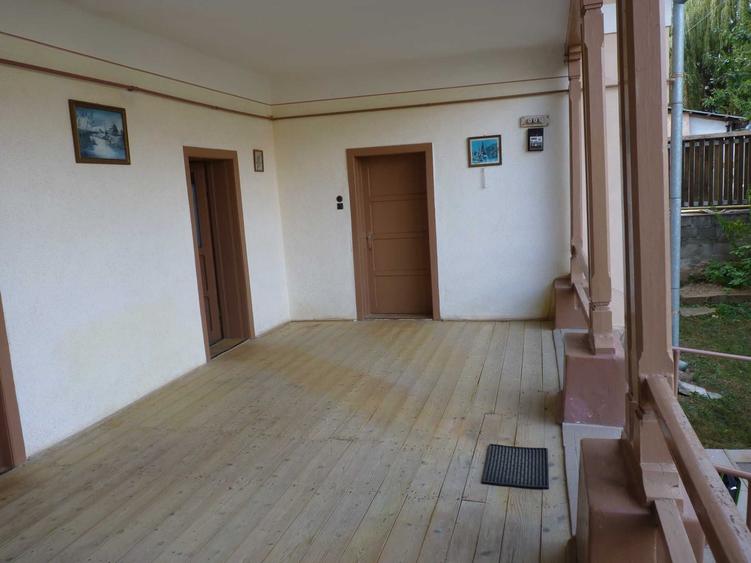 Proprietar Casa + teren 1.277 mp in centrul Geoagiu Bai, langa strand termal - 7