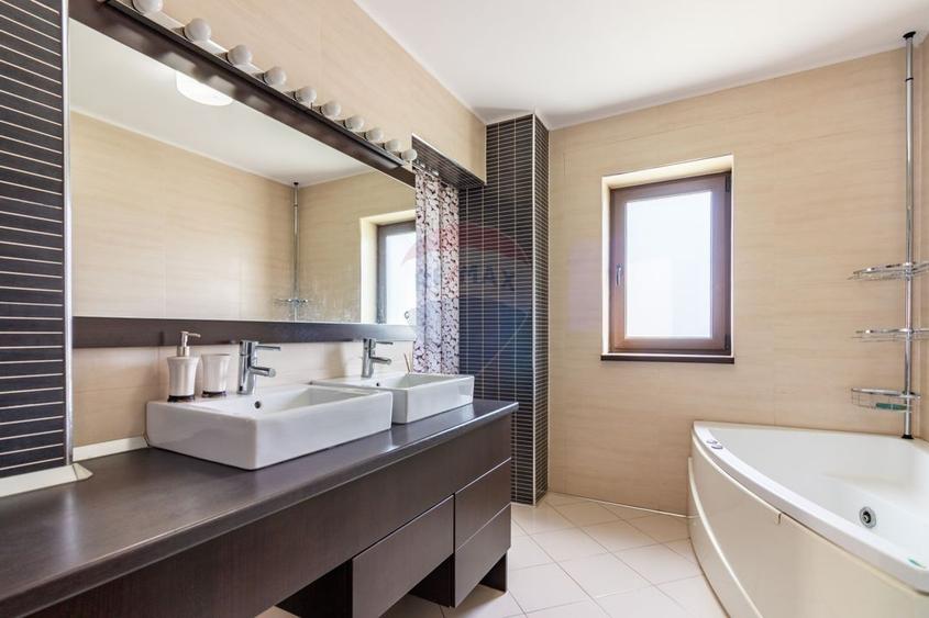Casă / Vilă cu 5 camere de vânzare Alexandriei/Ion Conea - 33