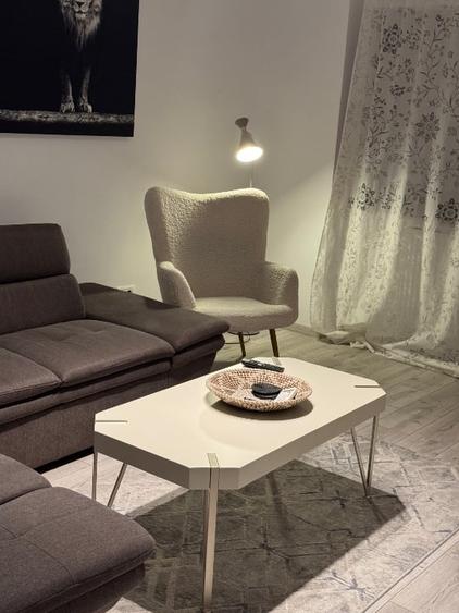 Apartament cu 2 camere decomandat în Capitol
