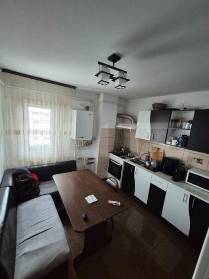 Apartament cu 3 camere, 82 mp, zona George Enescu - 6