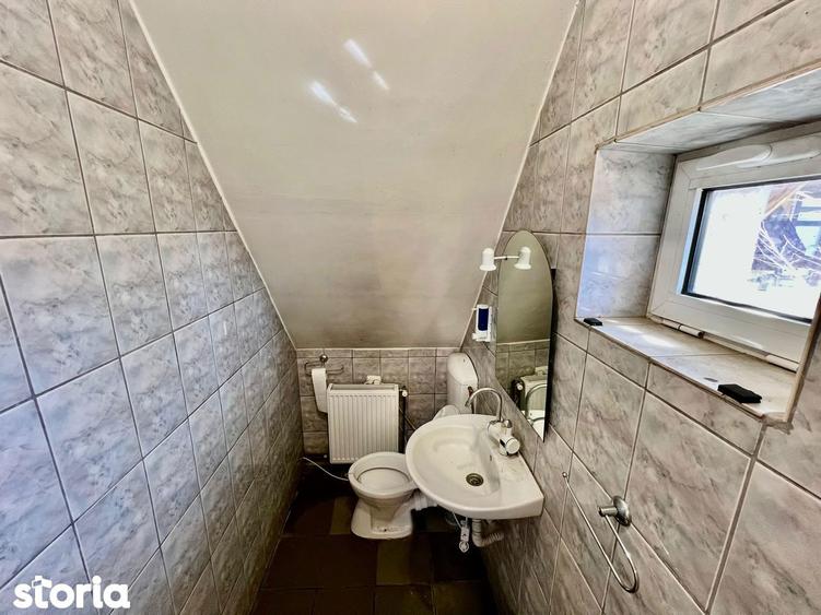 Spațiu comercial, de 128 mp, în Cug