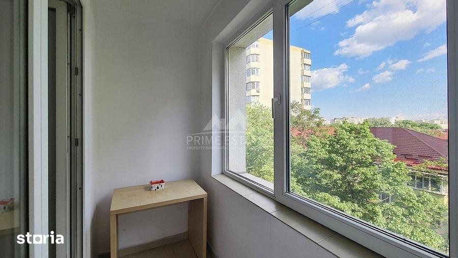 Apartament cu 2 camere semidecomandat în Tei