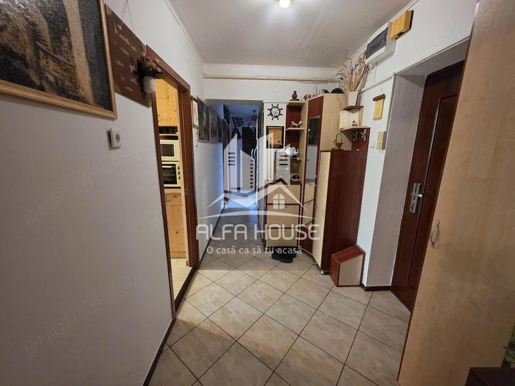 Vand Ap.3 camere Decomandat Zona Comisariat! - 11