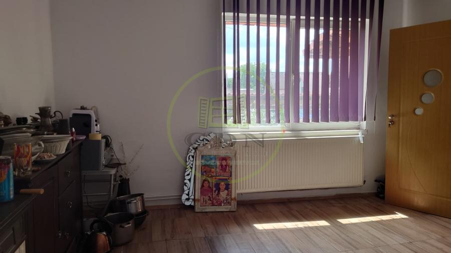 Casă individuală cu 3 camere cu Canalizare în Șura Mare