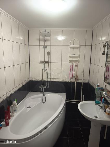 Casă cu 4 camere cu Canalizare în Progresul