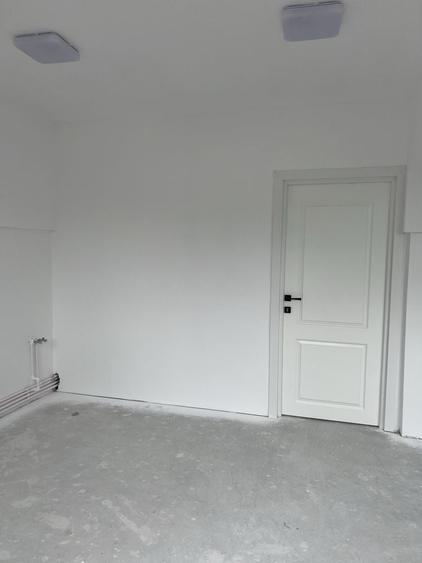 Apartament cu 4 camere în Giulești
