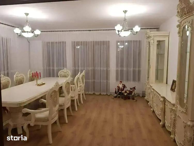 Casă cu 6 camere cu Teren 3172 Mp în Cobia