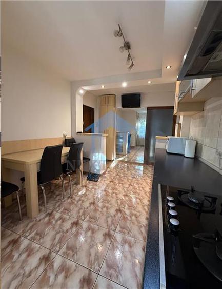 Apartament cu 3 camere decomandat în Mărăști