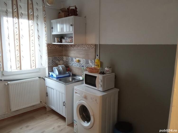 Apartament cu 2 camere semidecomandat în Brazda lui Novac