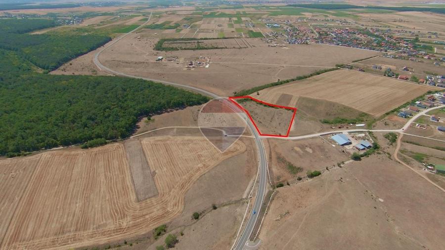 Teren Construcții intravilan de 16144 mp, în Exterior Sud