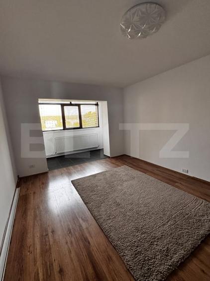 Apartament cu 3 camere decomandat, mobilat în Sud-Est