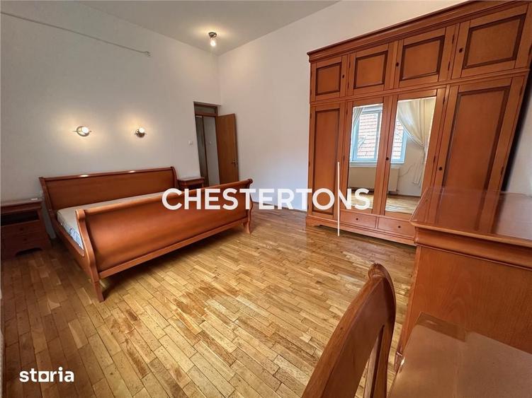 Apartament cu 3 camere decomandat în Primăverii