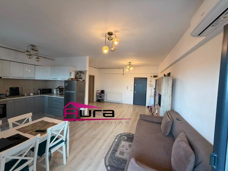 Apartament cu 2 camere decomandat în Peco