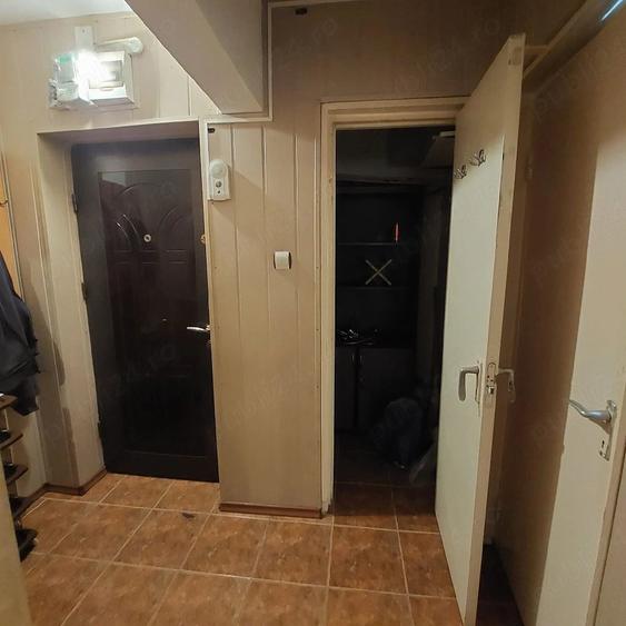 Apartament cu 2 camere decomandat în Războieni