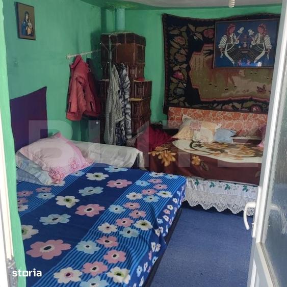 Casă cu 3 camere cu Teren 1700 Mp în Pleșoi