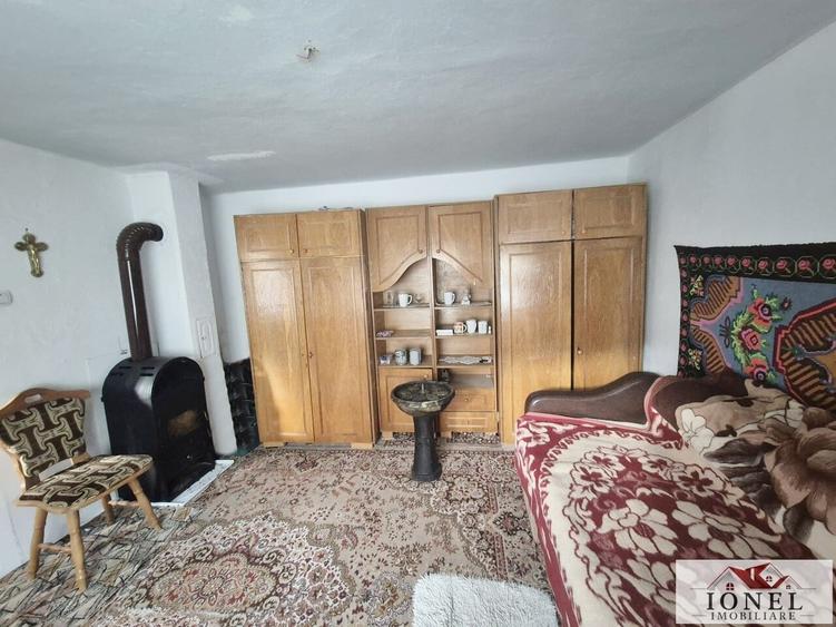 Casă individuală cu 2 camere cu Teren 1707 Mp în Bistra