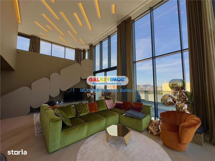 Apartament cu 5 camere decomandat în Tei