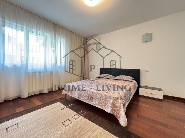 Apartament cu 4 camere decomandat, mobilat în Polonă