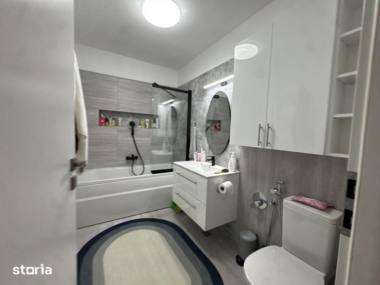 Apartament cu 4 camere în Central