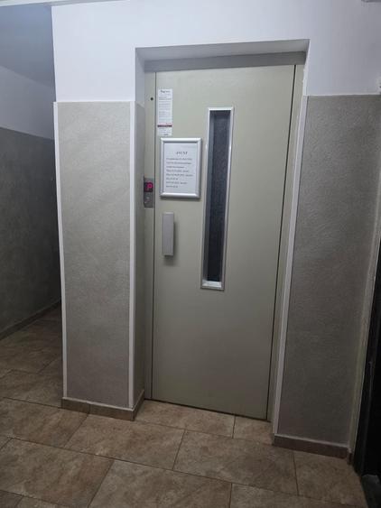 Apartament cu 2 camere decomandat în Lacul Tei