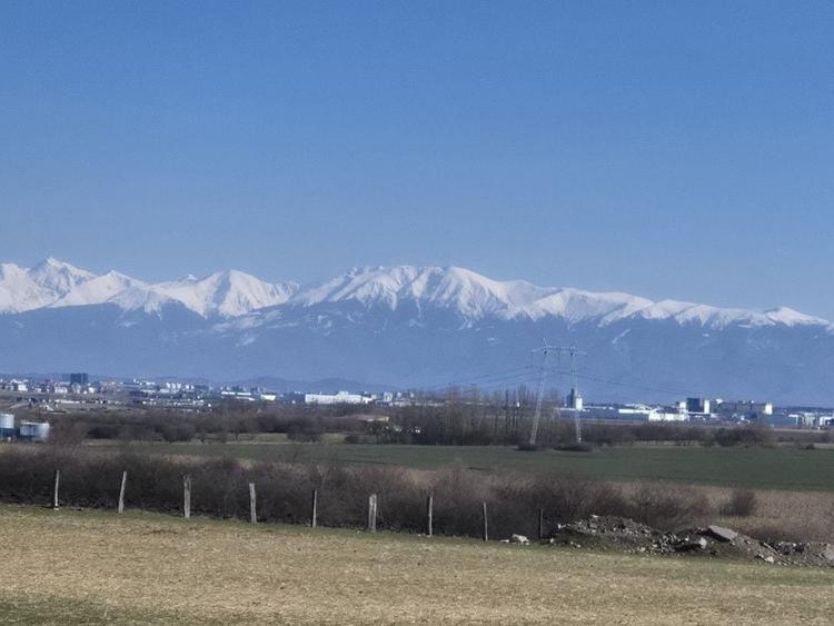 Casă individuală cu 4 camere cu Canalizare în Șura Mică