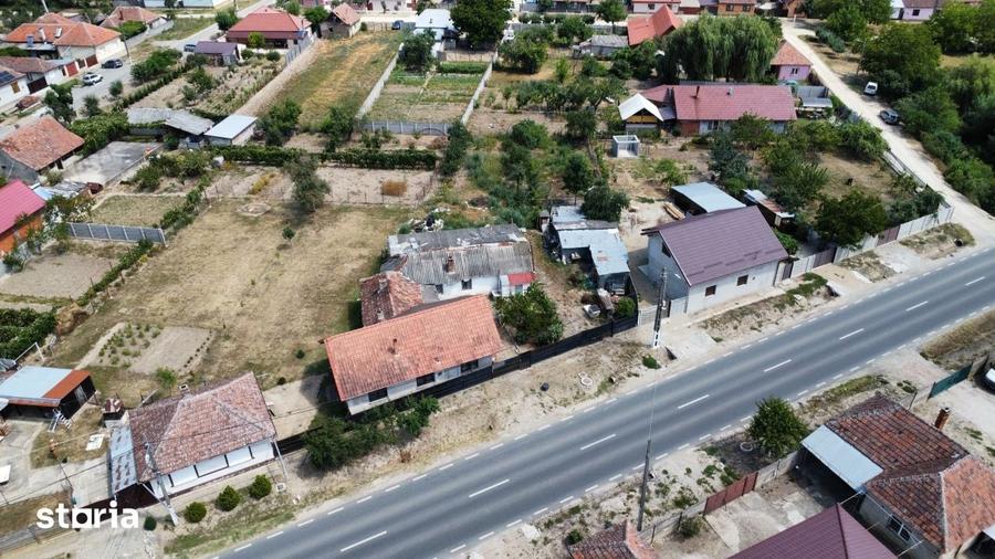 Casă cu 6 camere cu Teren 1200 Mp în Central