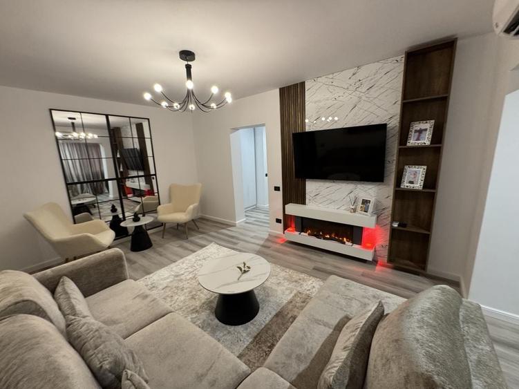 Apartament cu 2 camere semidecomandat în Central