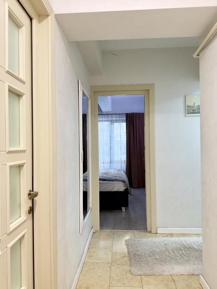 Apartament cu 3 camere decomandat, mobilat în Copou