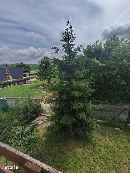 Casă cu 5 camere cu Teren 425 Mp în Sadu