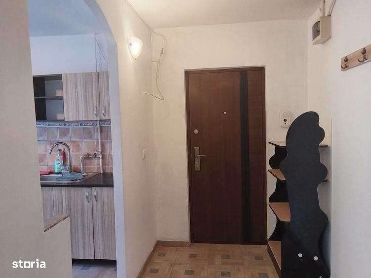 Apartament cu 2 camere semidecomandat în Vest