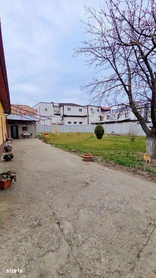 Casă cu 4 camere cu Teren 912 Mp în Traian