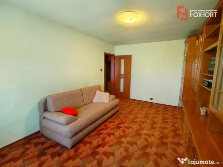 Apartament cu 2 camere decomandat în Girocului