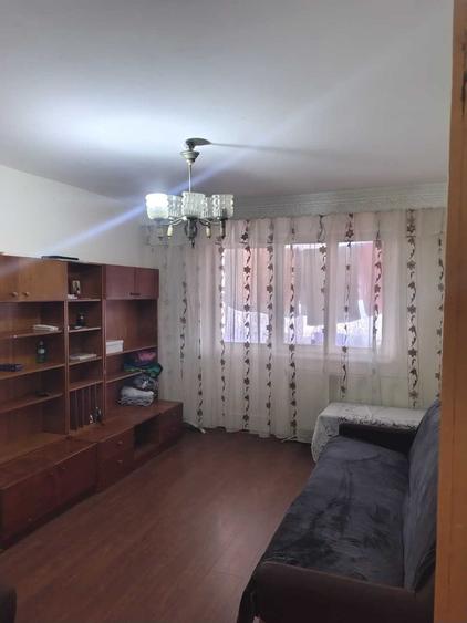 Apartament cu 2 camere semidecomandat în Alecu Russo