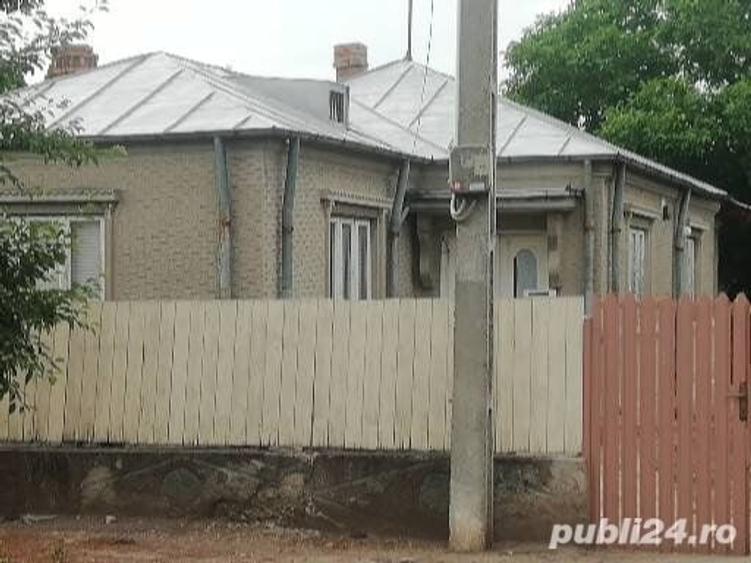 Casă cu 3 camere cu Teren 1000 Mp în Odobești