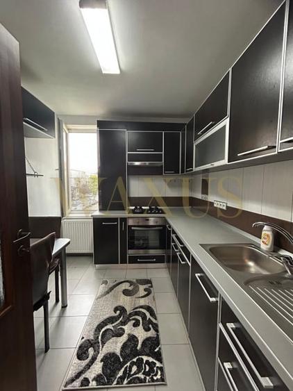 Apartament cu 3 camere semidecomandat, mobilat în Florești — fotografia 3